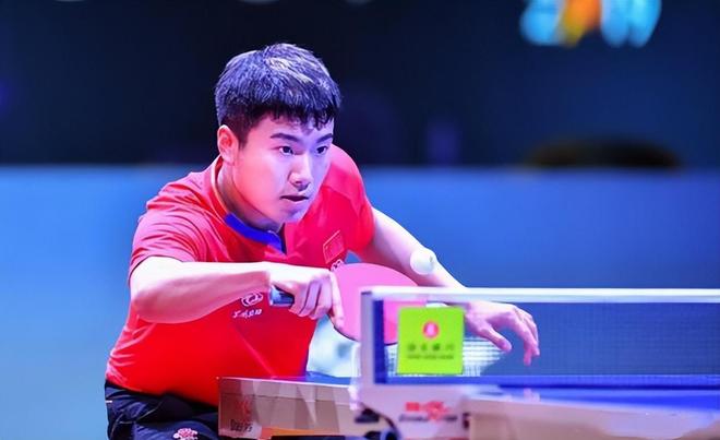 权的争夺中 权的争夺中