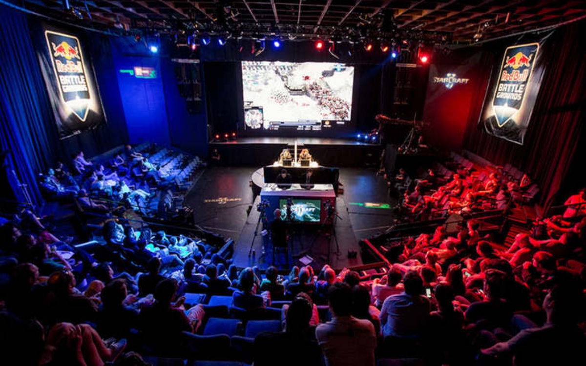 冠半决赛中 冠半决赛中