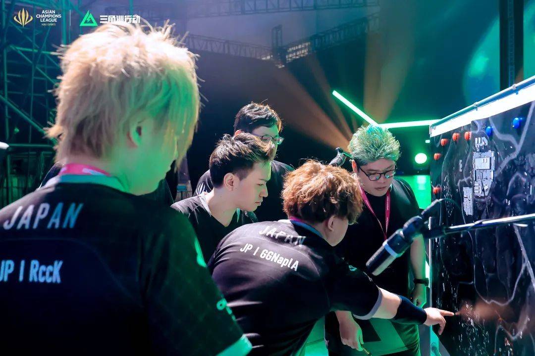 面对世界级 面对世界级