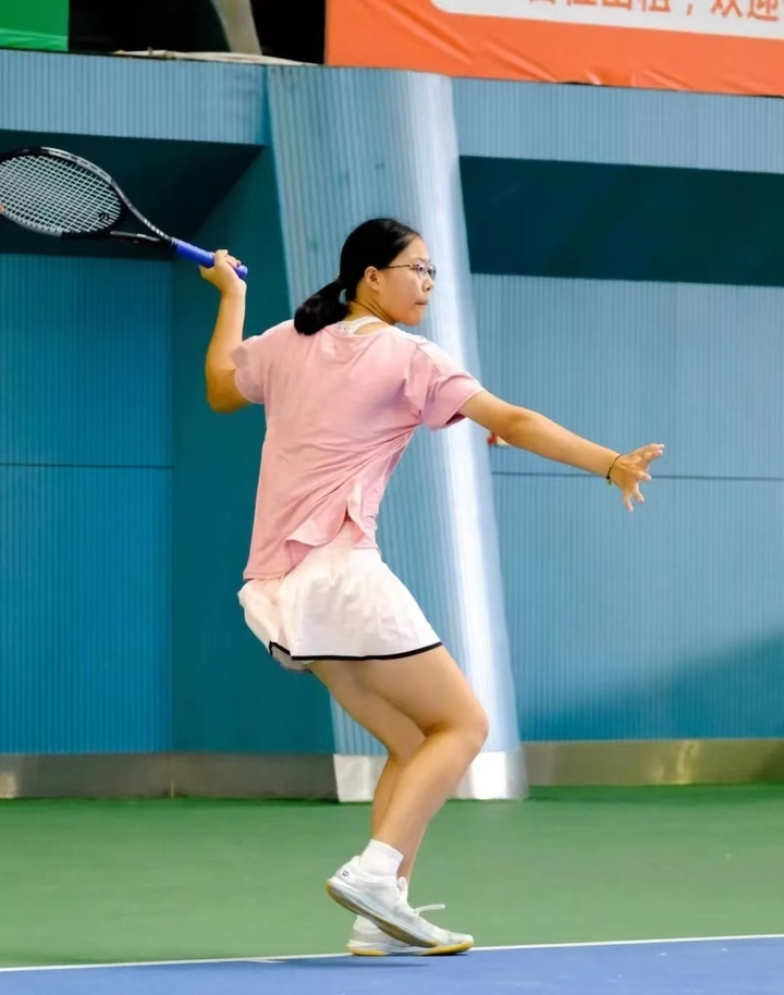 随后送出一 随后送出一